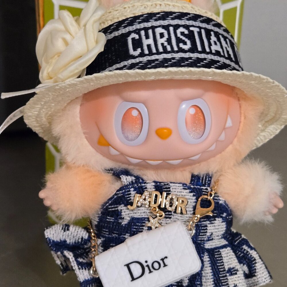 Labubu clothes doll is not included